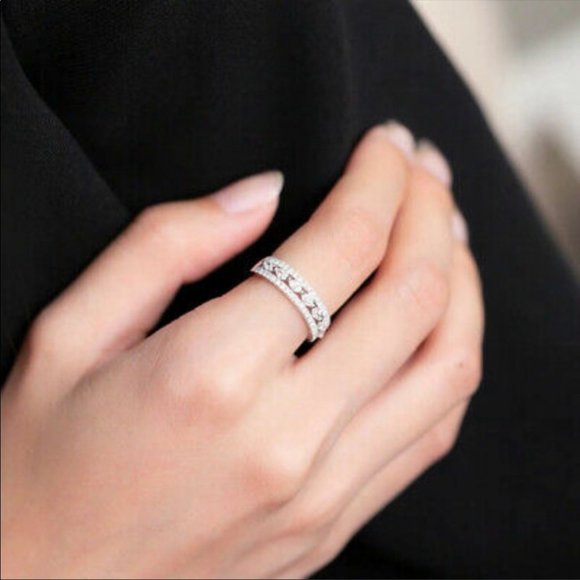 New Women’s 935 Silver Unique Diamond Ring - Picture 7 of 9